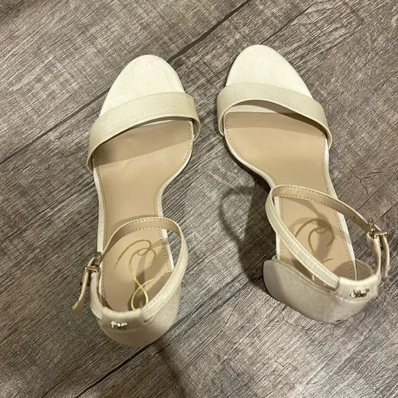NWOB!! Sam Edelman - YARO BLOCK HEEL SANDAL - Pearl Ivory Silk - Size 9 - Picture 5 of 8